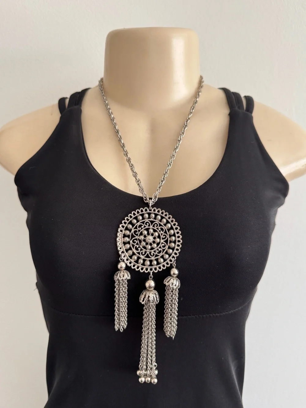 Vintage Silver-Tone Filigree Medallion Tassel‎ Pendant Necklace